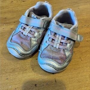 Stride Rite Kids Sneakers in Pink and Gray 5.5